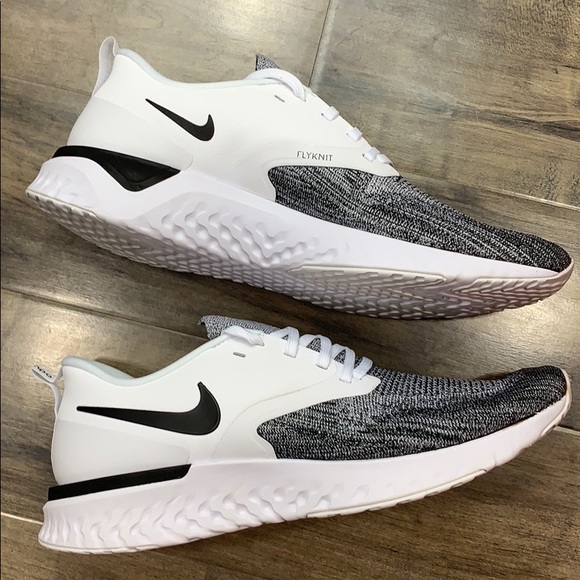 NIKE ODYSSEY REACT 2 FLYKNIT white/black men’s - Picture 16 of 16
